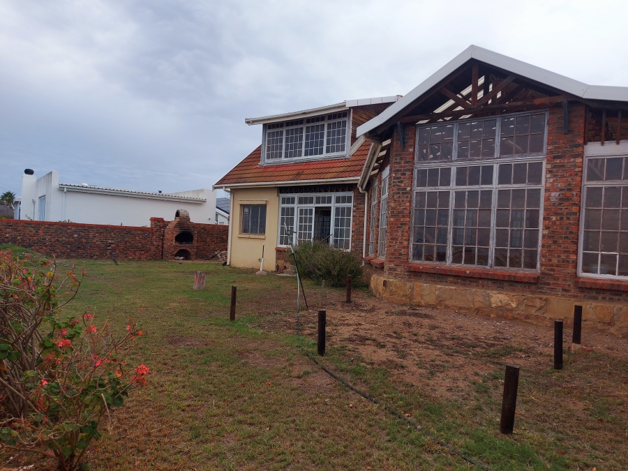4 Bedroom Property for Sale in Da Nova Western Cape